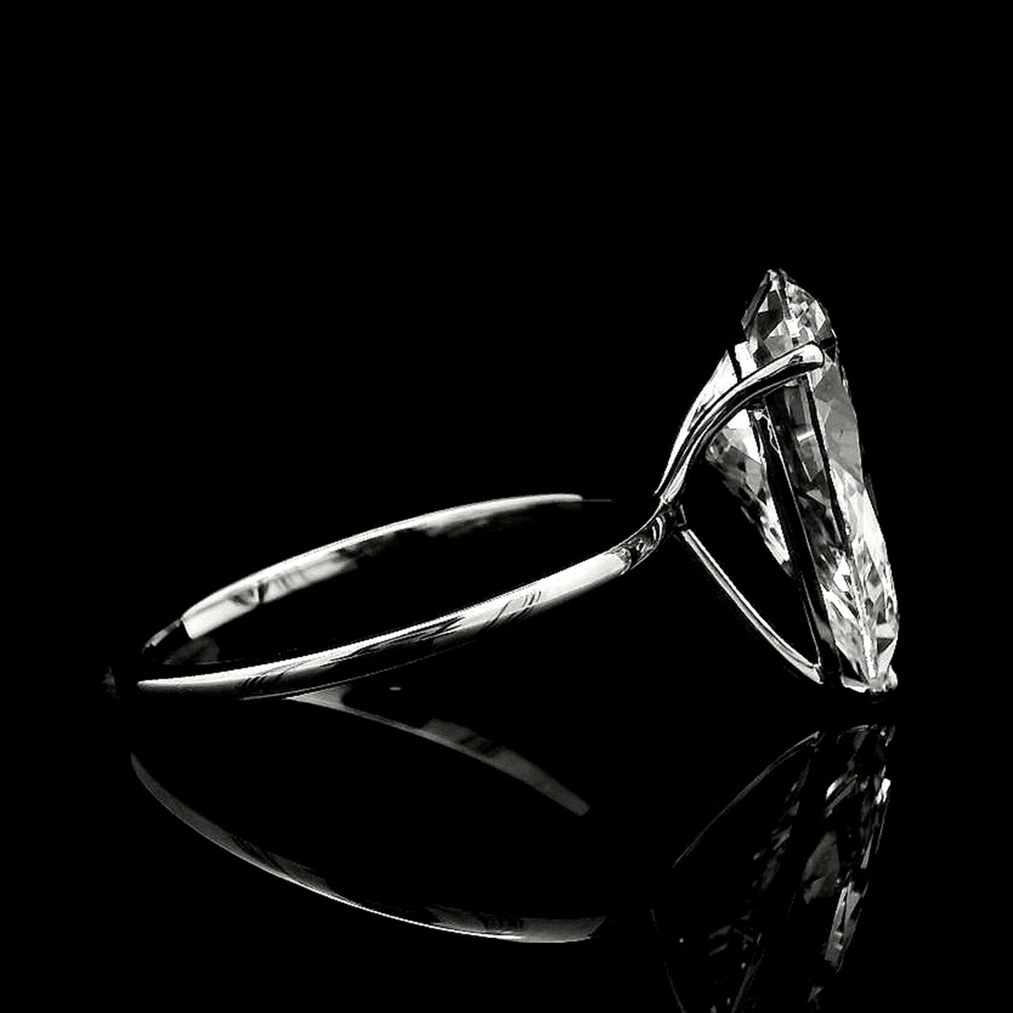 4.16 Carats Lab Grown Diamond 14K Gold Ring
