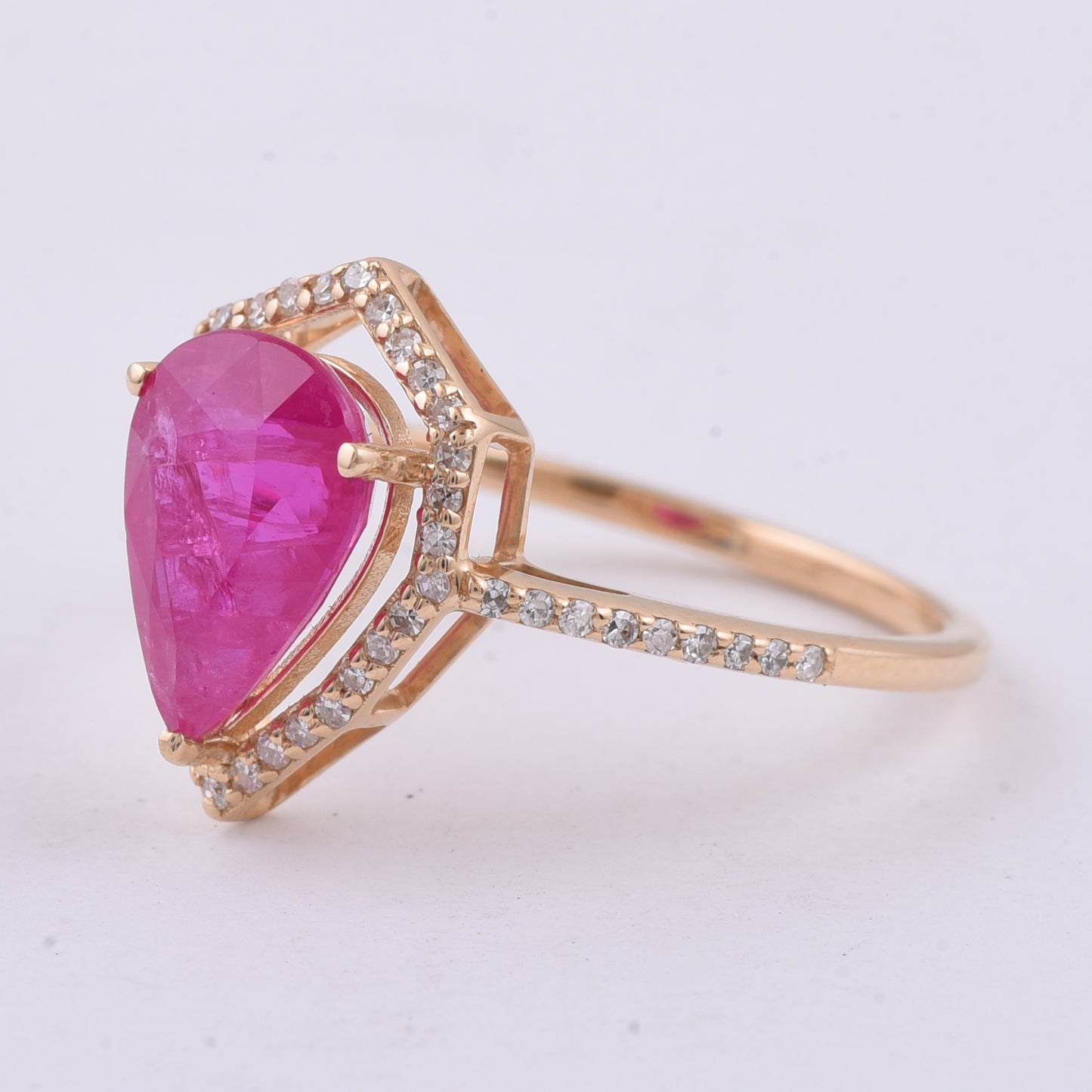 2.50 Ct Pear Natural Ruby 14K Gold Ring