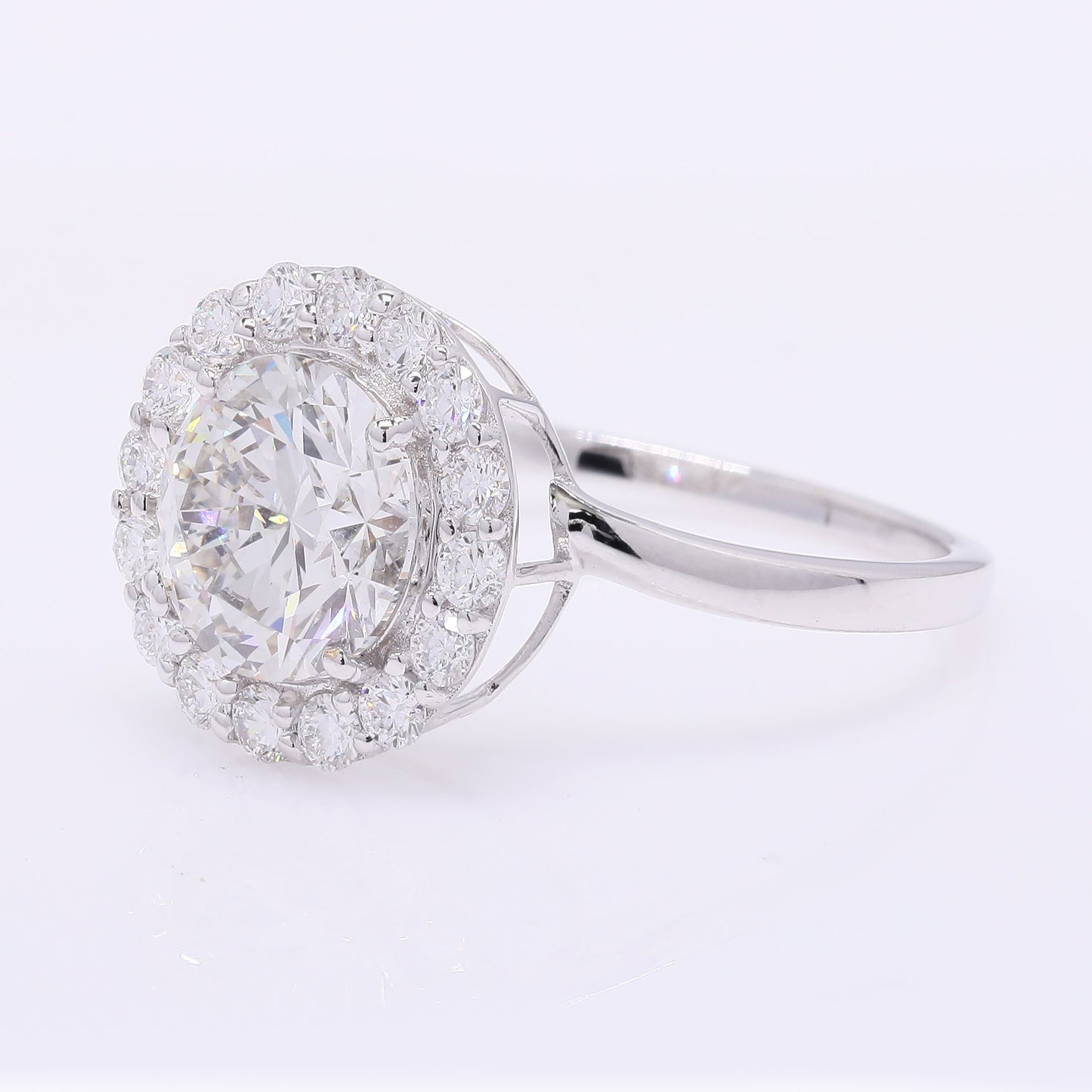 2.61 Carats Lab Grown Diamond 14K Gold Ring