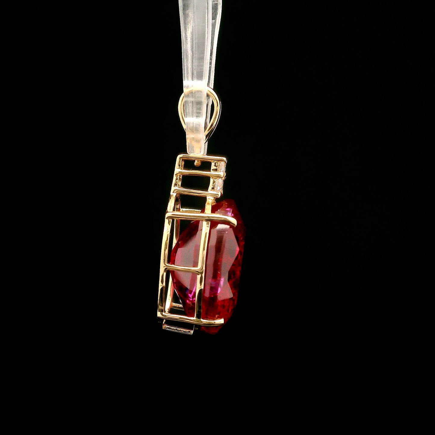 10.10 Ct Oval Mixed Cut Lab Grown Ruby 14K Gold Pendant