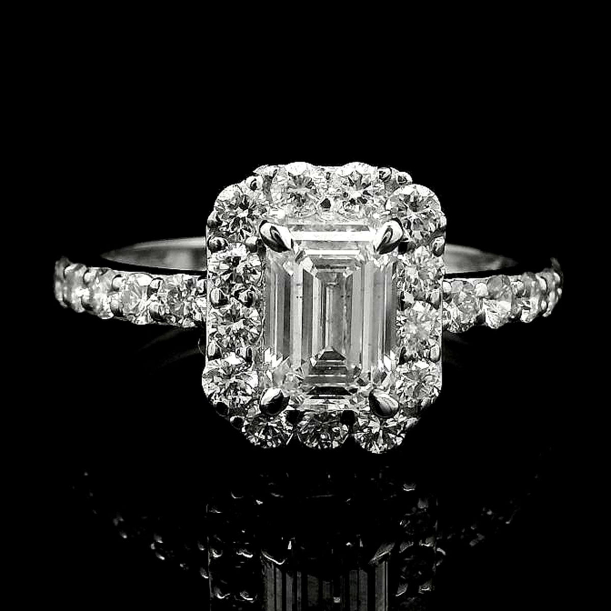 1.93 Carats Lab Grown Diamond 14K Gold Ring