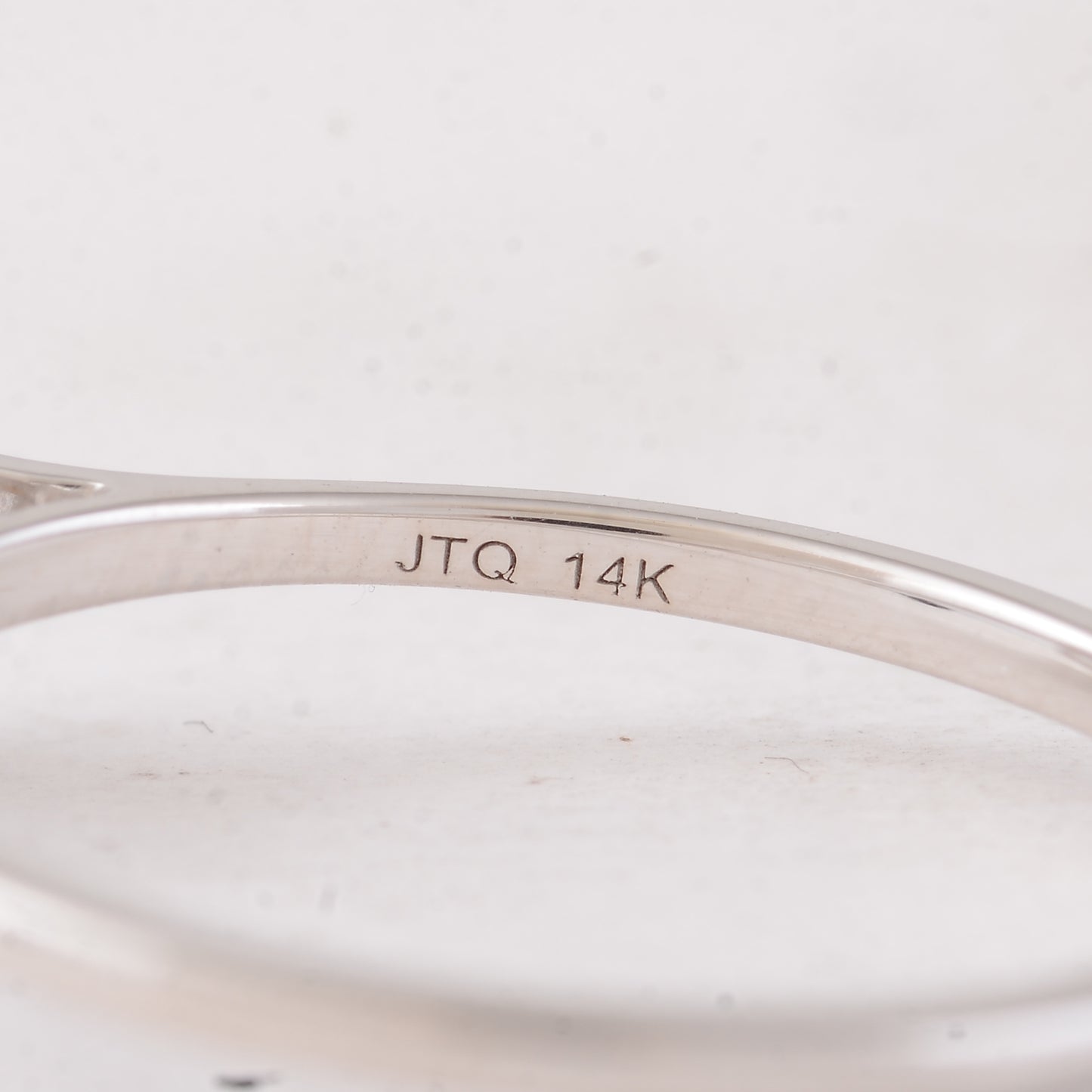 2.03 Carats Lab Grown Diamond 14K Gold Ring