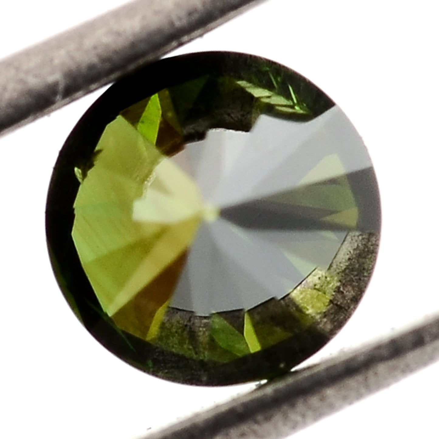 0.71 Green Diamond Round Loose Gemstone