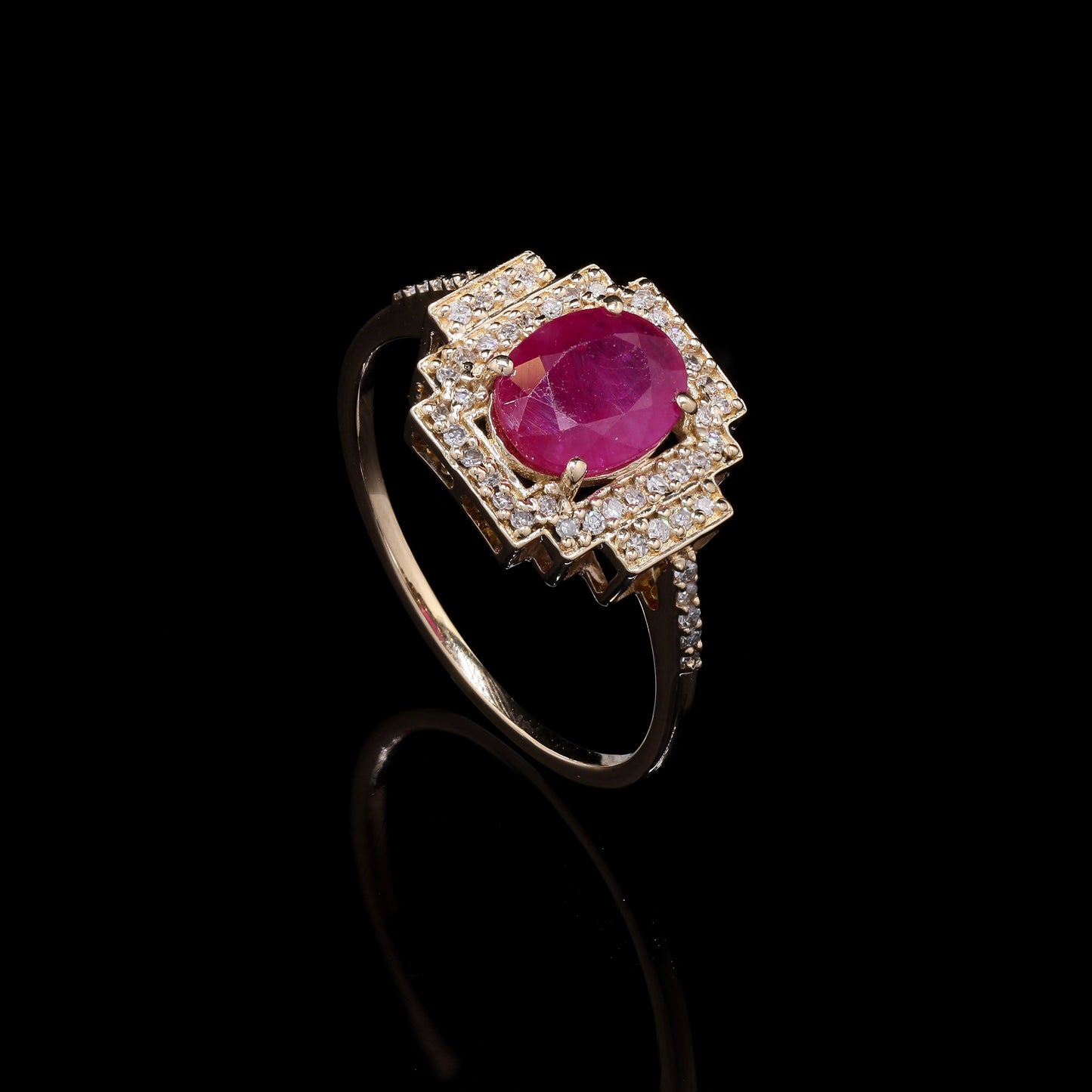 1.50 Ct Oval Mixed Cut Natural Corundum Ruby 14K Gold Ring