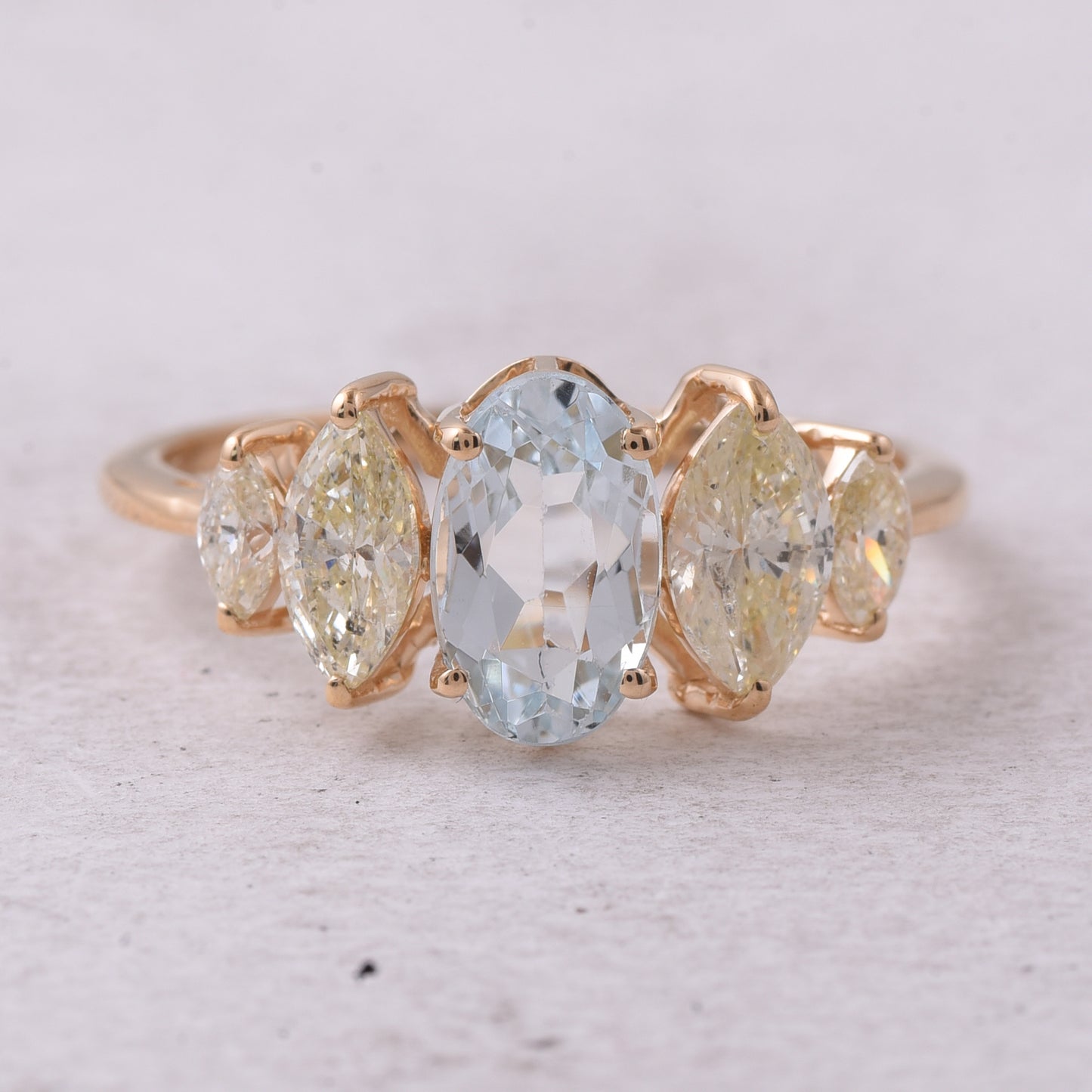1.97 Ct Oval Natural Aquamarine 14K Gold Ring