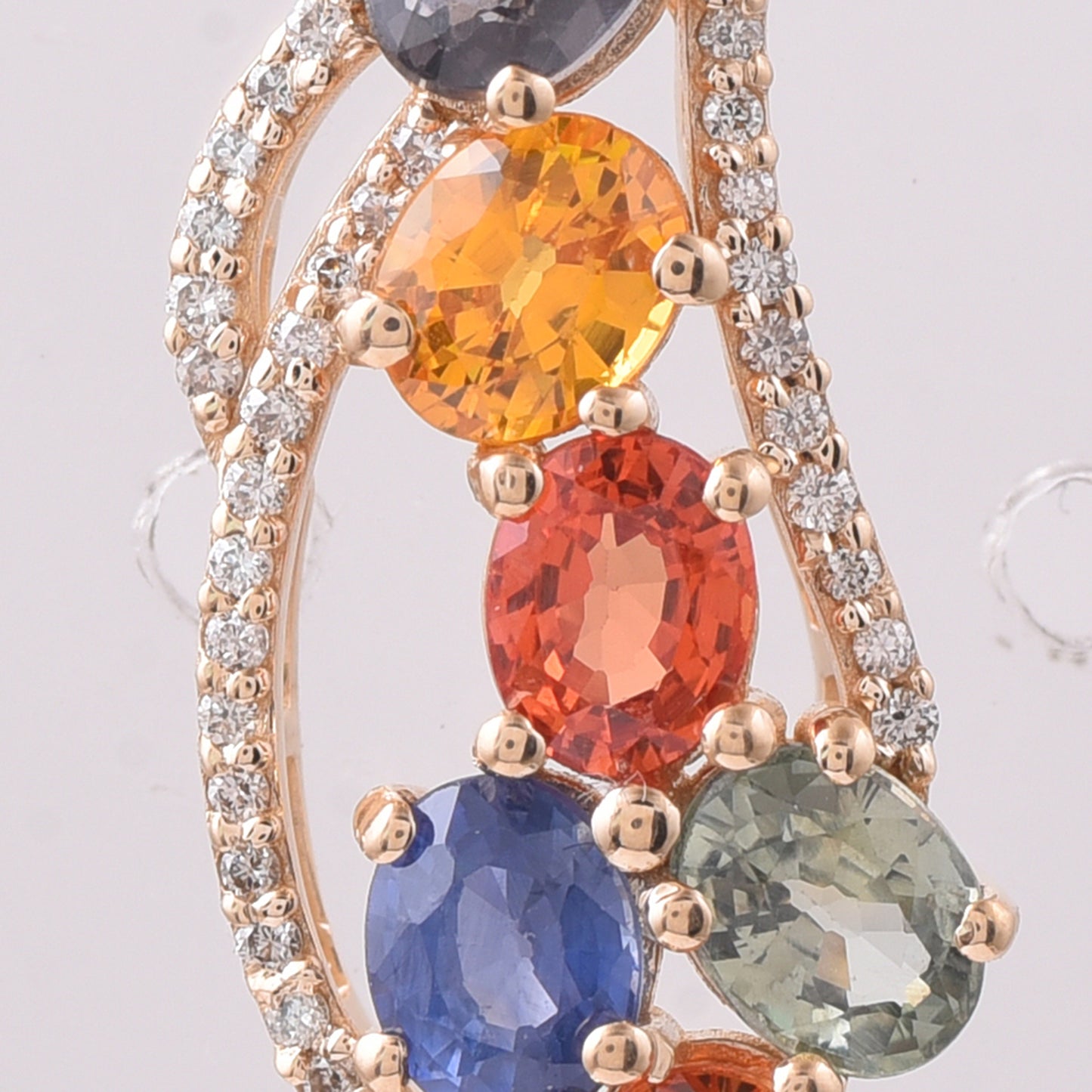 2.75 Ct Oval Mixed Cut Natural Multi-Coloured Sapphire 14K Gold Pendant