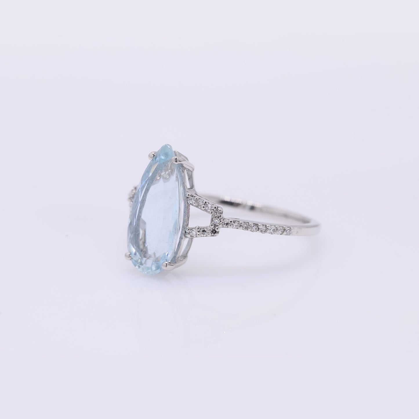 2.32 Ct Pear Mixed Cut Natural Aquamarine 950 Platinum Ring