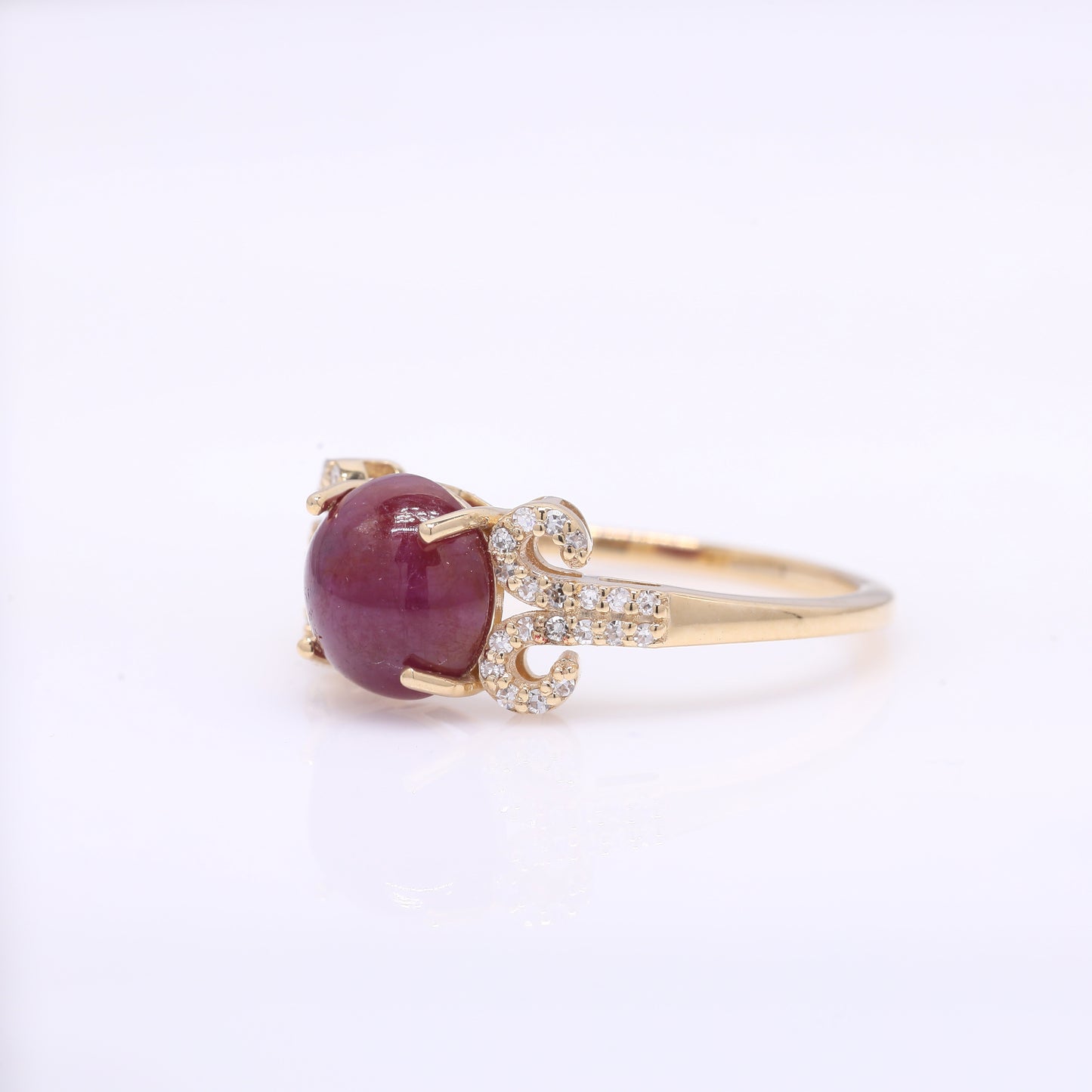 2.93 Ct Round Cabochon Cut Natural Ruby 14K Gold Ring
