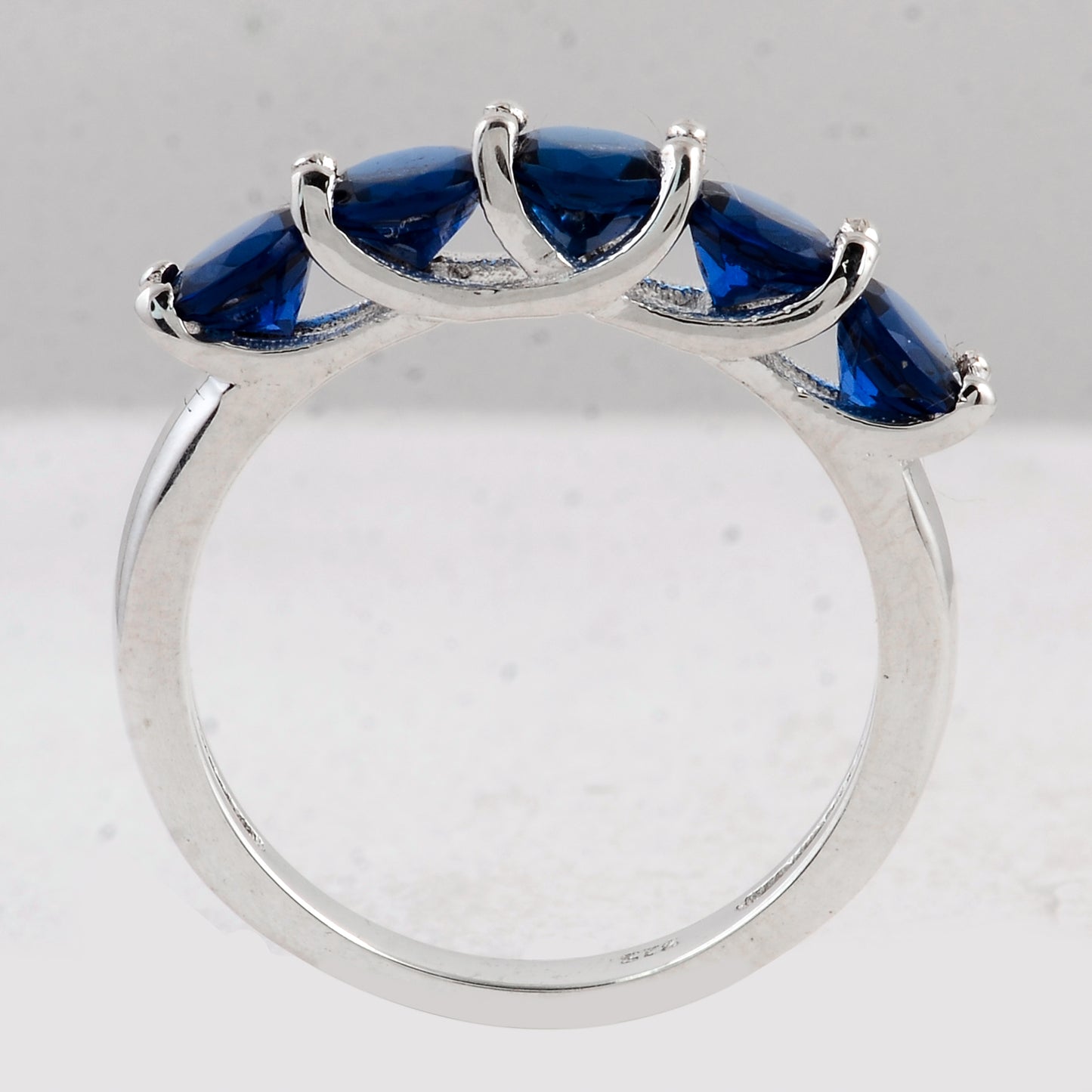 1.85 Ct Round Created Glass Sapphire 925 Sterling Silver Ring