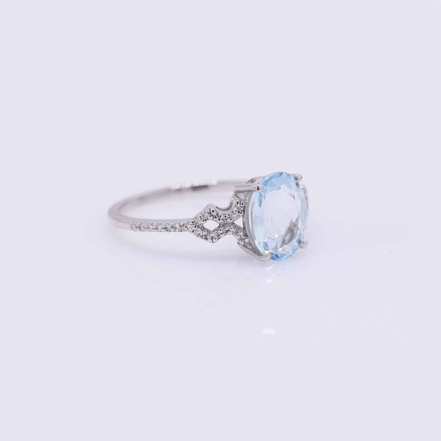 1.82 Ct Oval Mixed Cut Natural Aquamarine 950 Platinum Ring