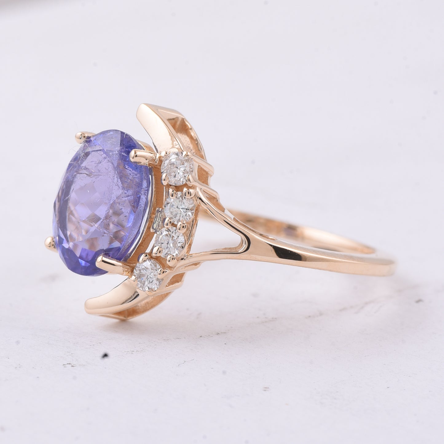 3.28 Ct Oval Natural Tanzanite 14K Gold Ring