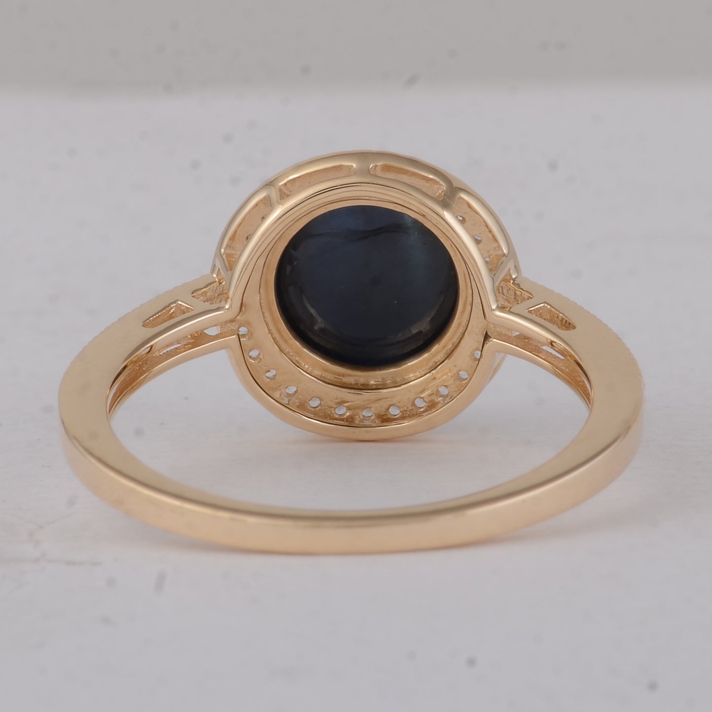 3.23 Ct Round Sapphire 9K Gold Ring