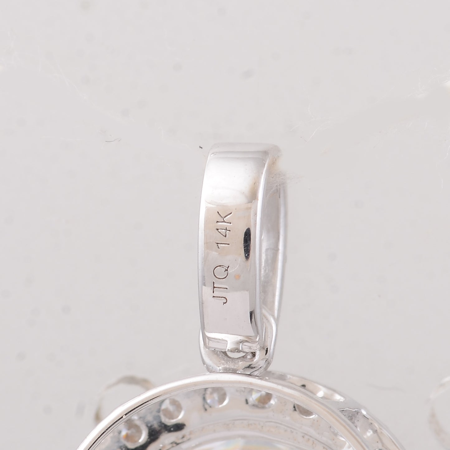 5.21 Carats Lab Grown Diamond 14K Gold Pendant