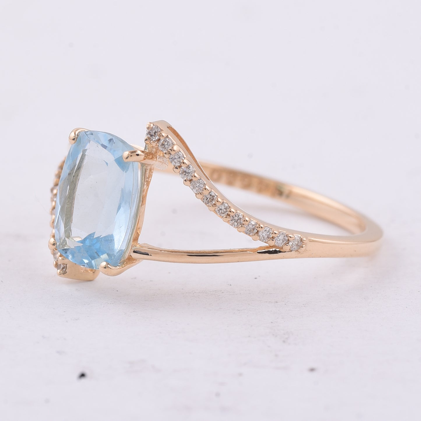 1.20 Ct Cushion Natural Aquamarine 14K Gold Ring