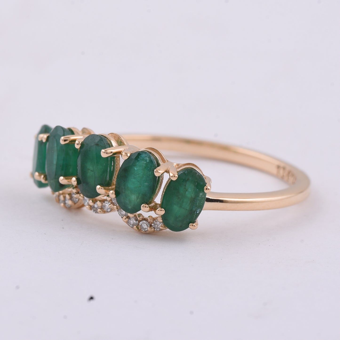 1.32 Ct Oval Natural Emerald 14K Gold Ring