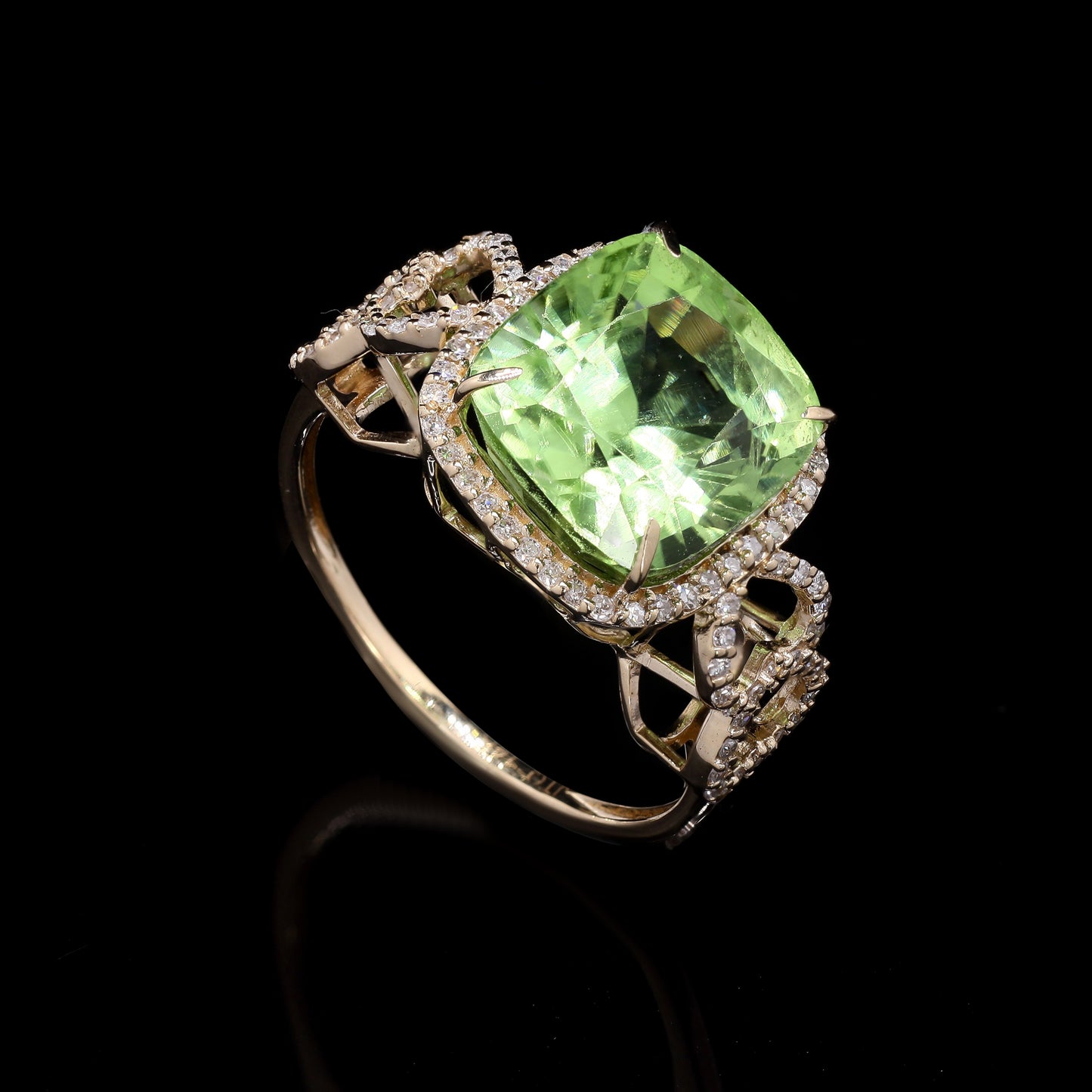 7.27 Ct Cushion Mixed Cut Natural Peridot 14K Gold Ring