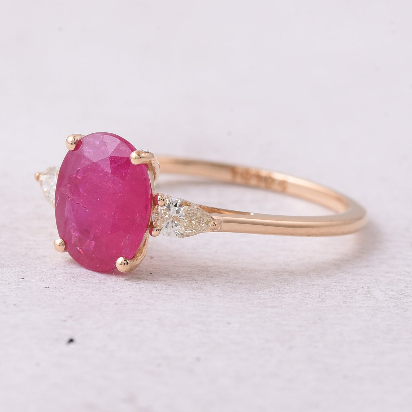 2.23 Ct Oval Mixed Cut Natural Ruby 14K Gold Ring