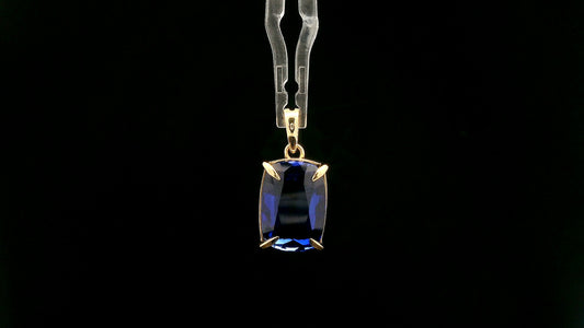 9.05 Ct Cushion Lab Grown Sapphire 14K Gold Pendant