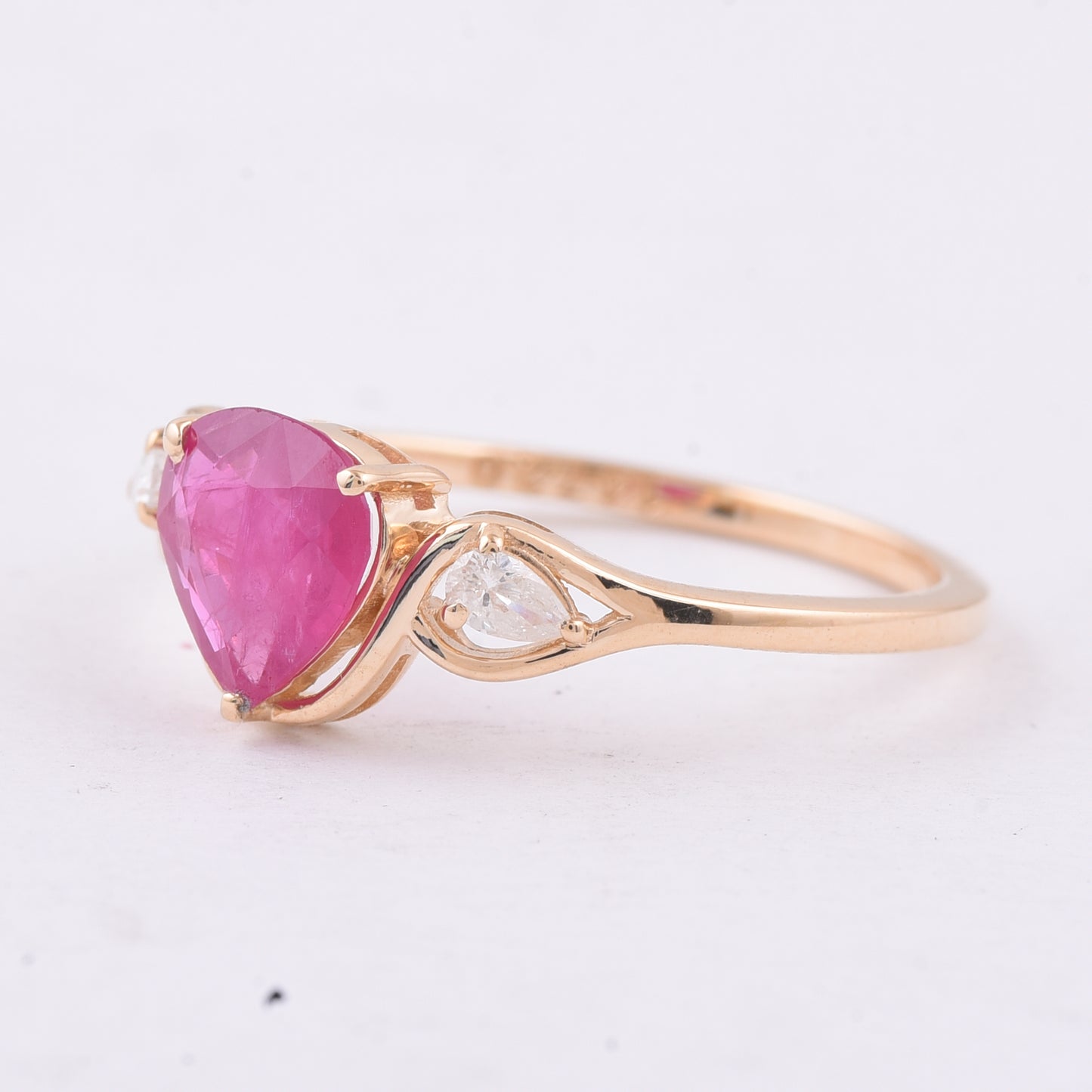1.22 Ct Pear Natural Ruby 14K Gold Ring