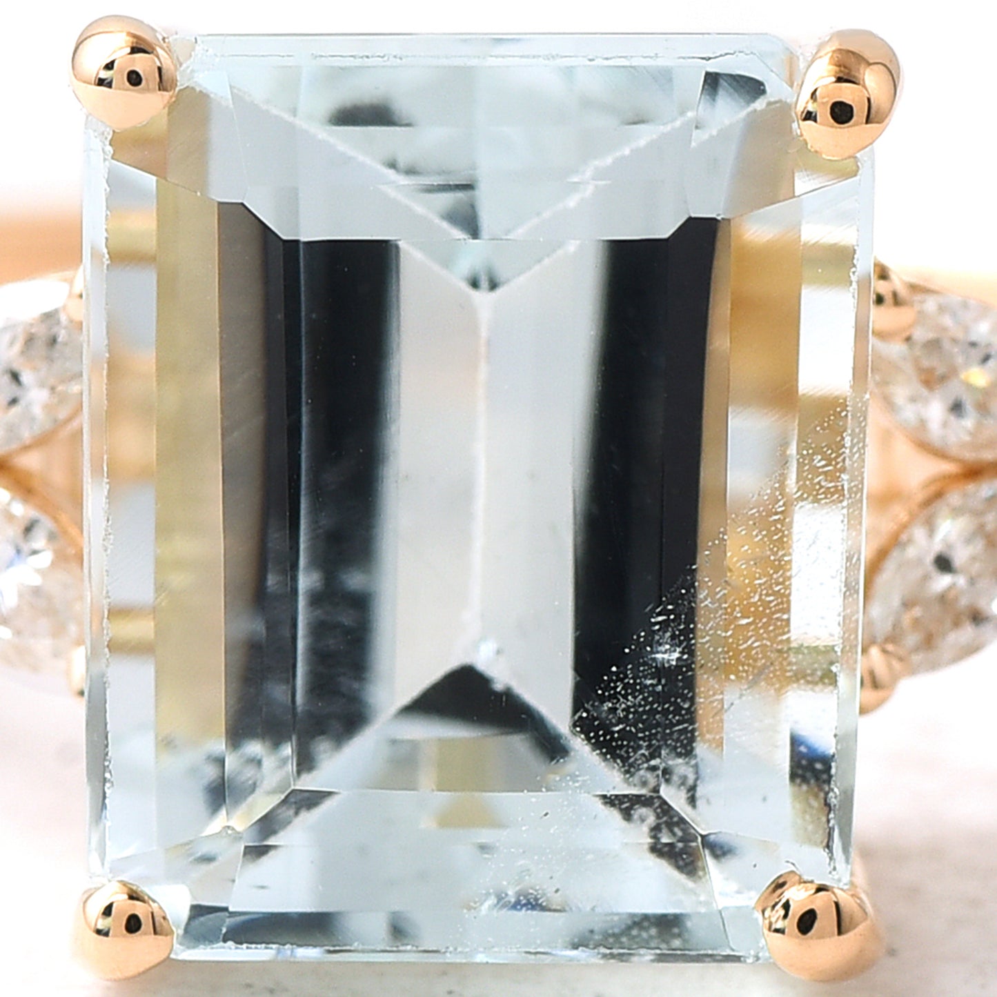3.02 Ct Octagon Aquamarine 14K Gold Ring