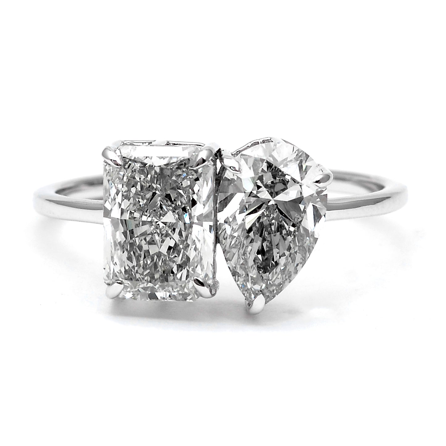 2.67 Carats Lab Grown Diamond 14K Gold Ring