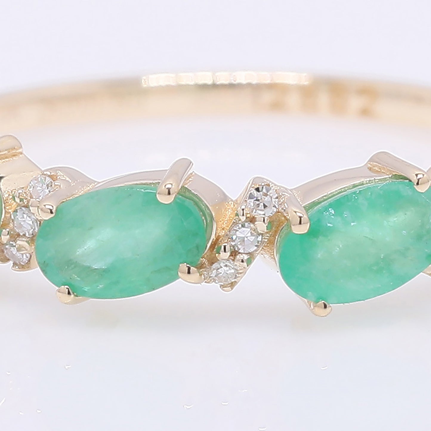 1.01 Ct Oval Mixed Cut Natural Emerald 14K Gold Ring