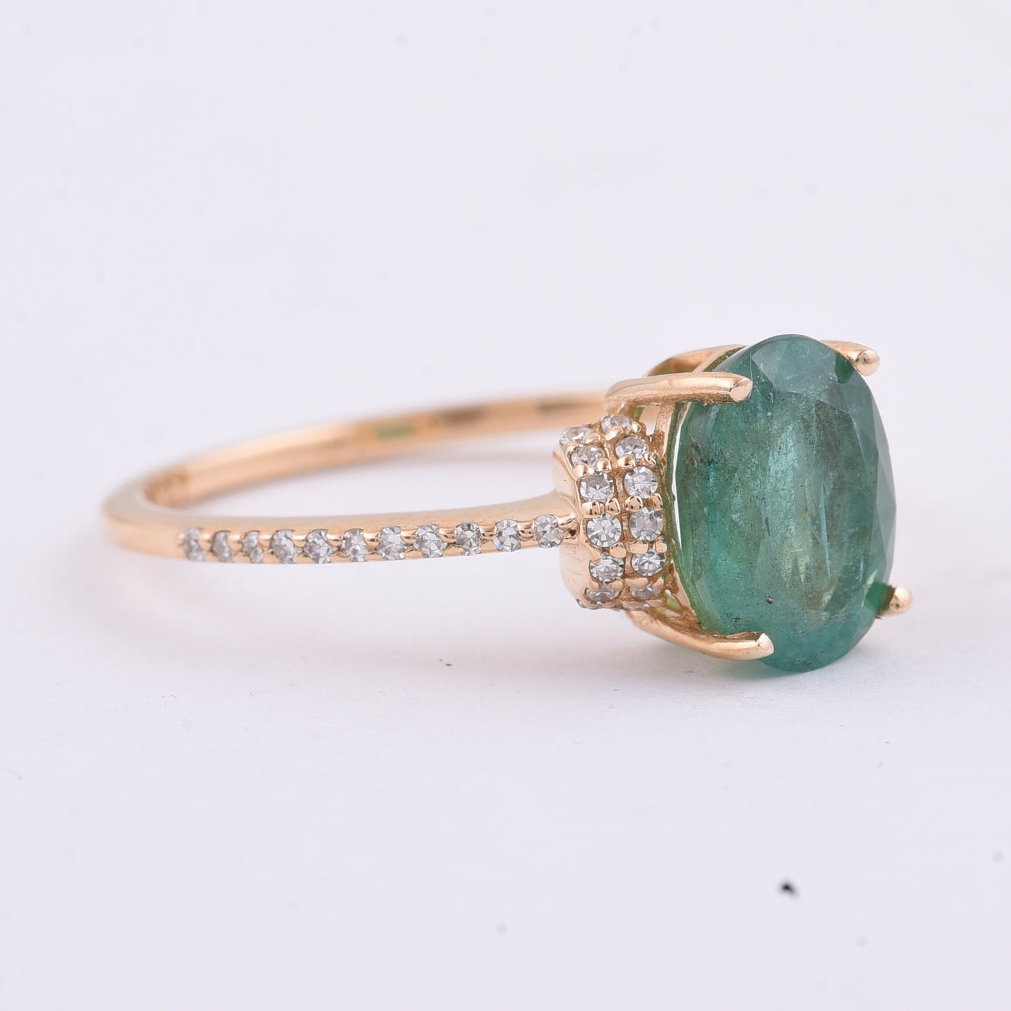 1.93 Ct Oval Natural Emerald 14K Gold Ring