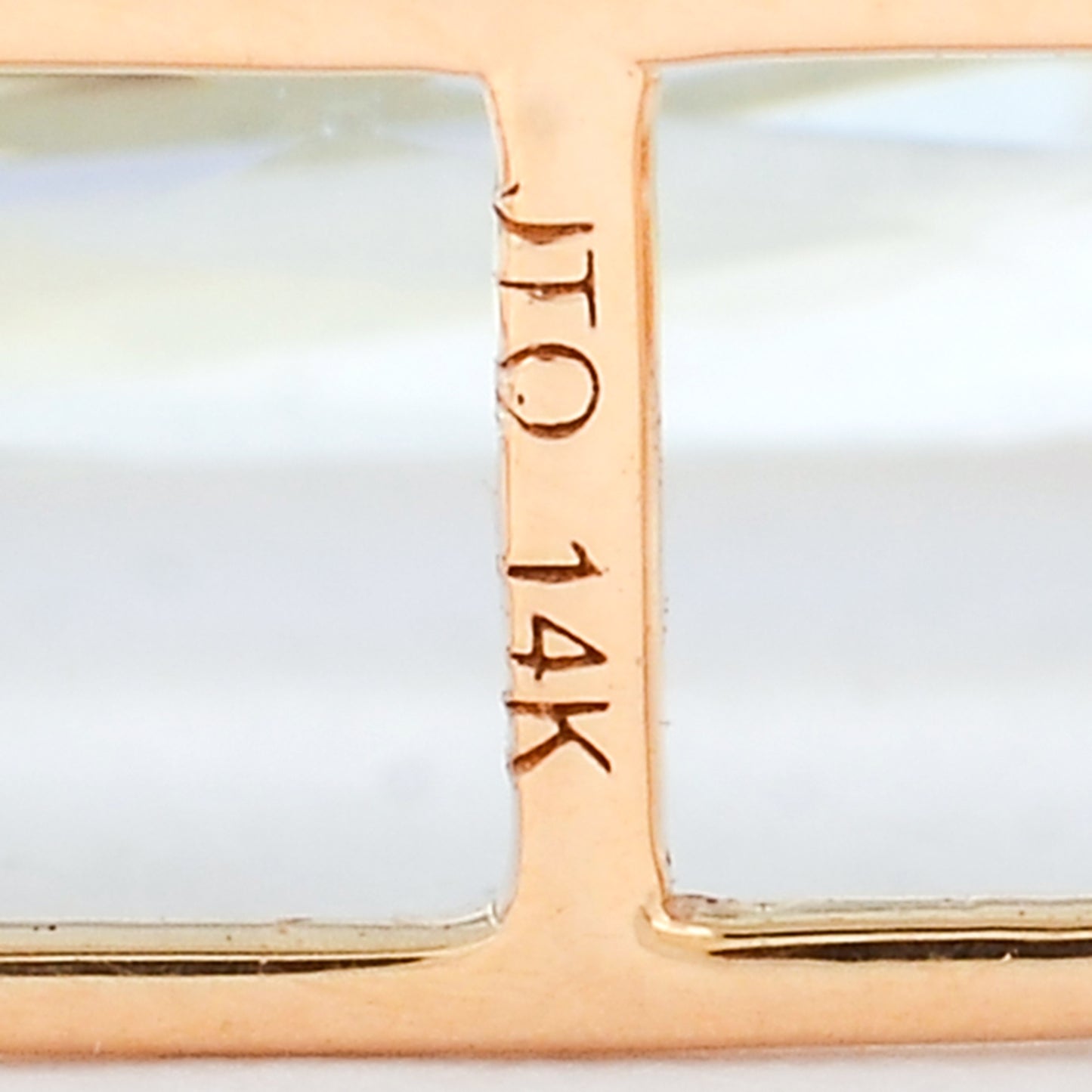 7.61 Ct Cushion Natural Aquamarine 14K Gold Pendant