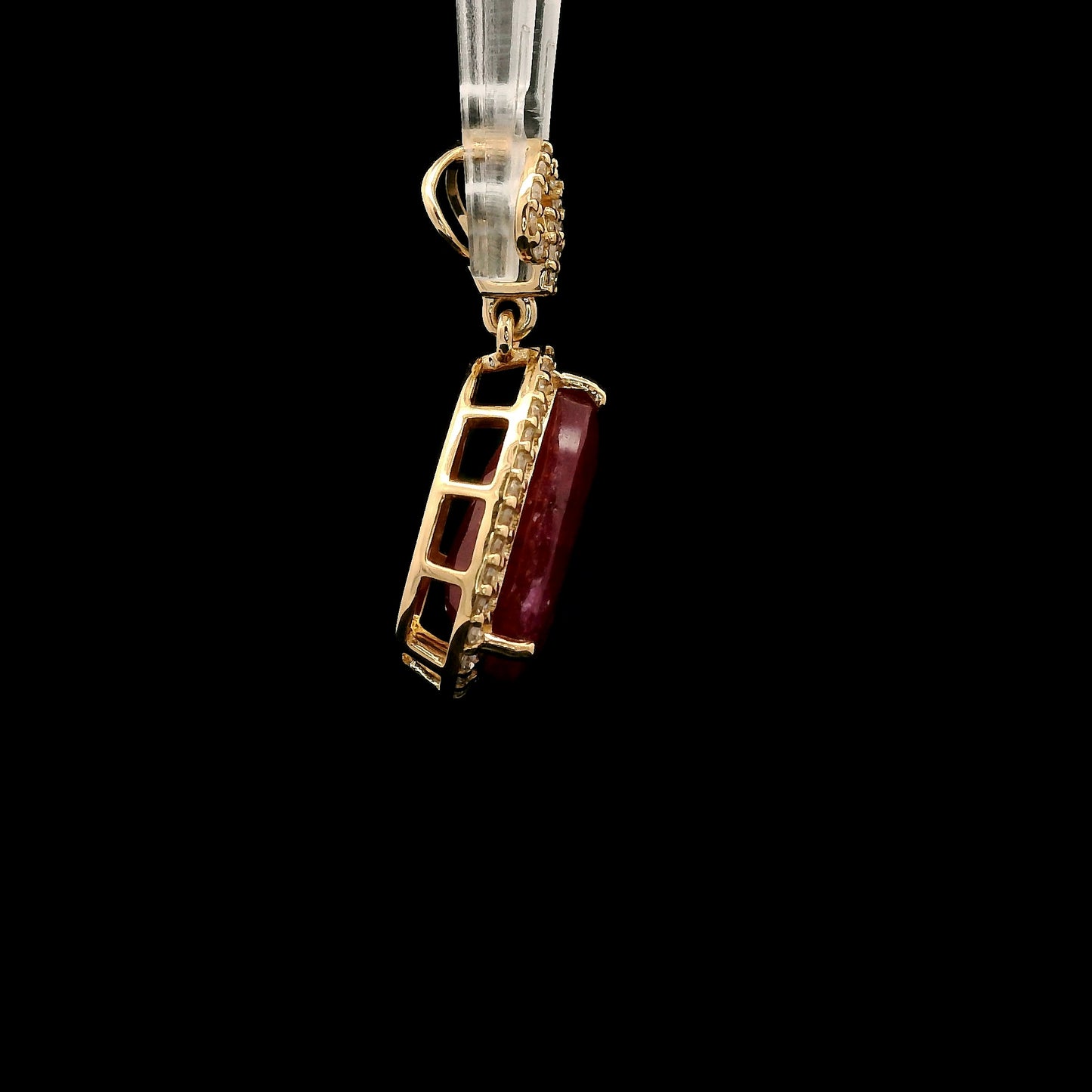 3.51 Ct Pear Mixed Cut Natural Corundum Ruby 14K Gold Pendant