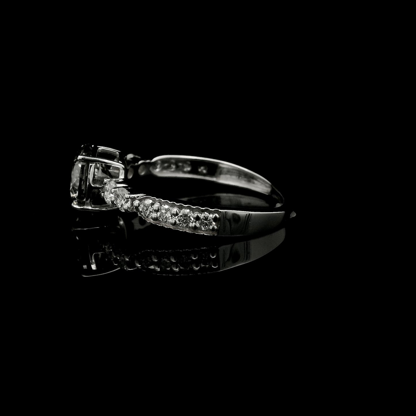 1.97 Carats Lab Grown Diamond 14K Gold Ring