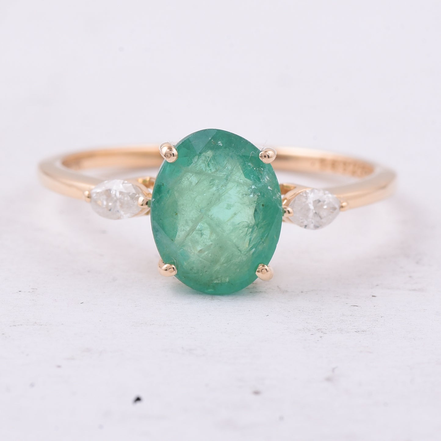 1.89 Ct Oval Natural Emerald 14K Gold Ring