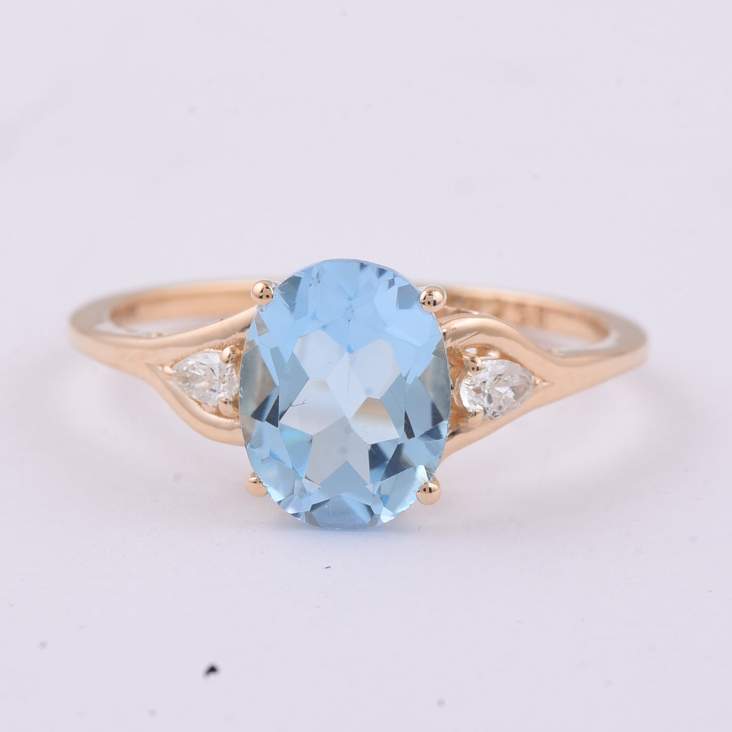 2.31 Ct Oval Natural Topaz 14K Gold Ring
