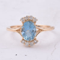 1.39 Ct Oval Natural Aquamarine 14K Gold Ring