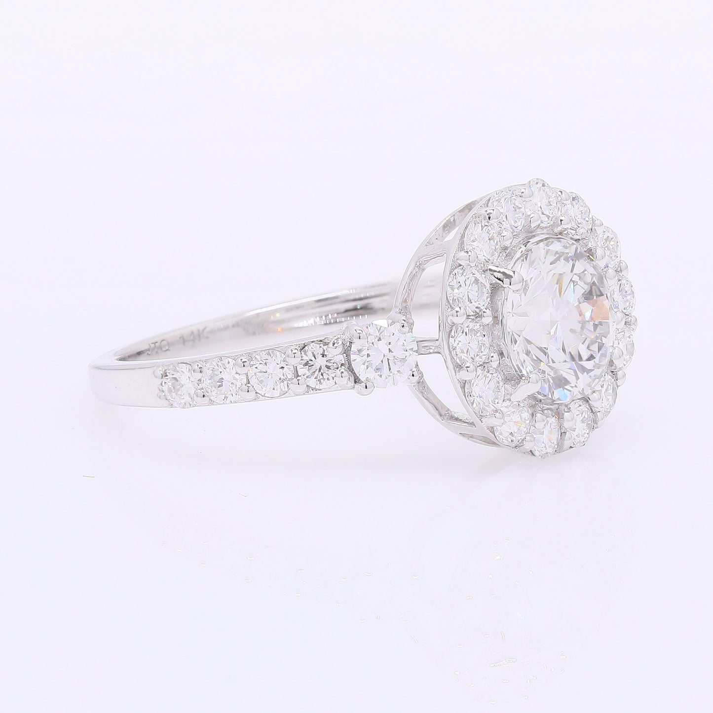 1.94 Carats Lab Grown Diamond 14K Gold Ring