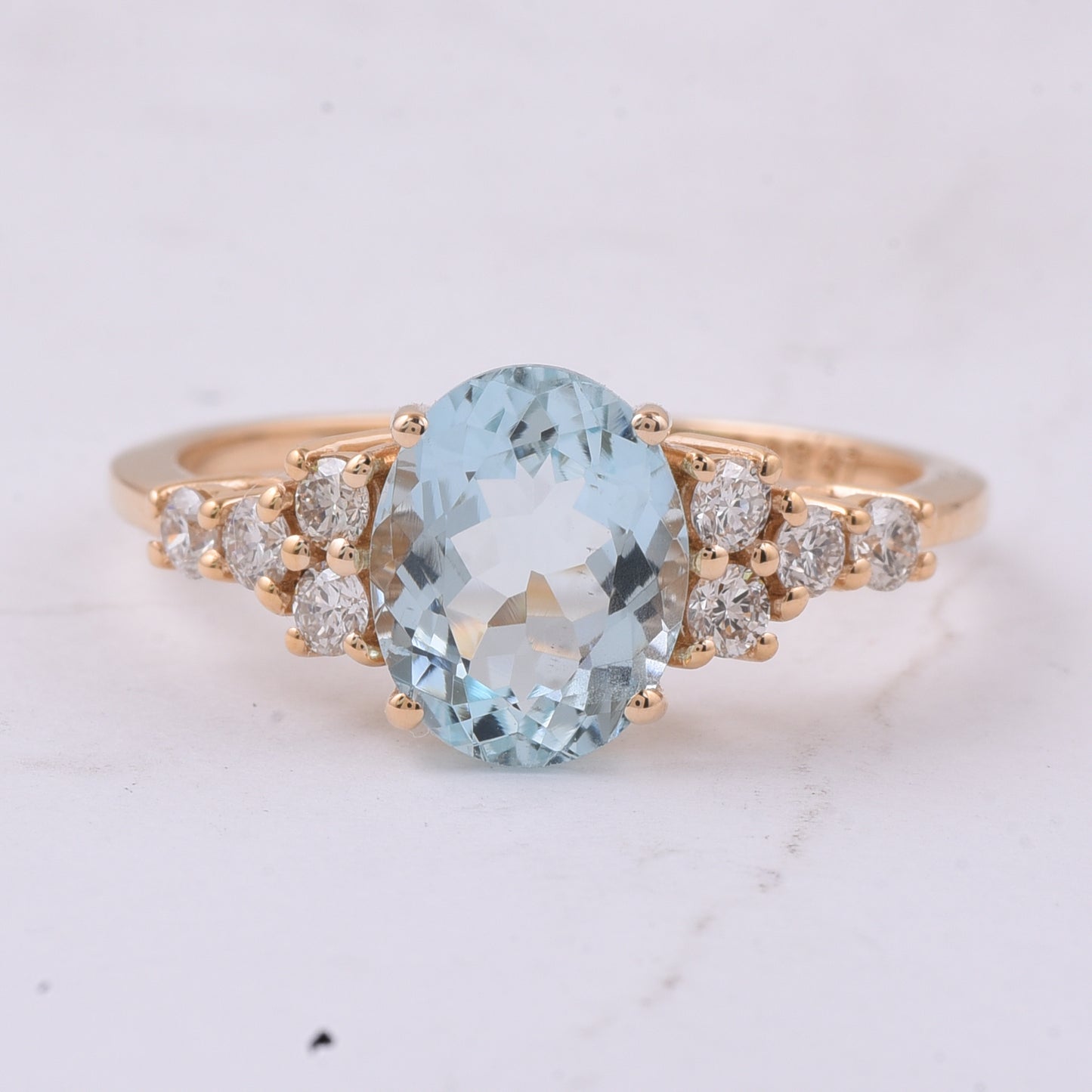 2.03 Ct Oval Natural Aquamarine 14K Gold Ring