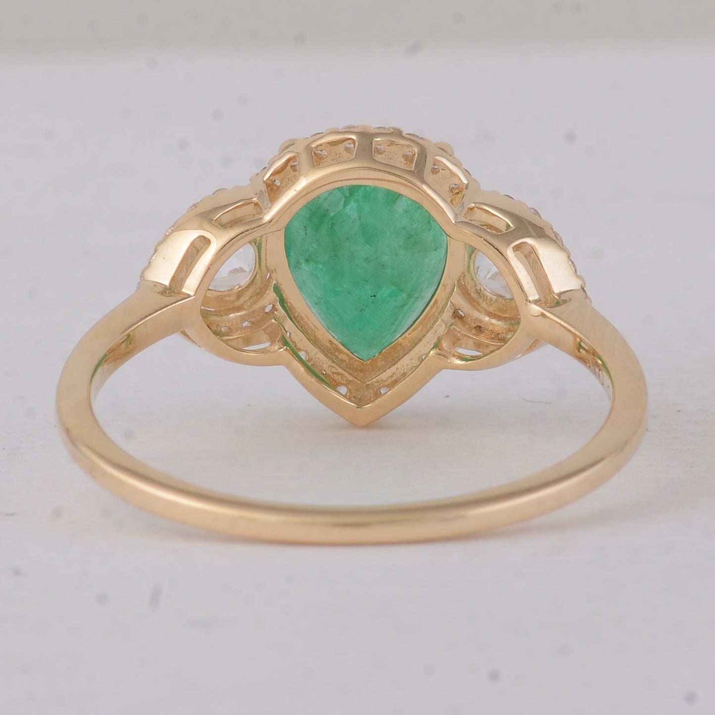 1.98 Ct Pear Emerald 9K Gold Ring
