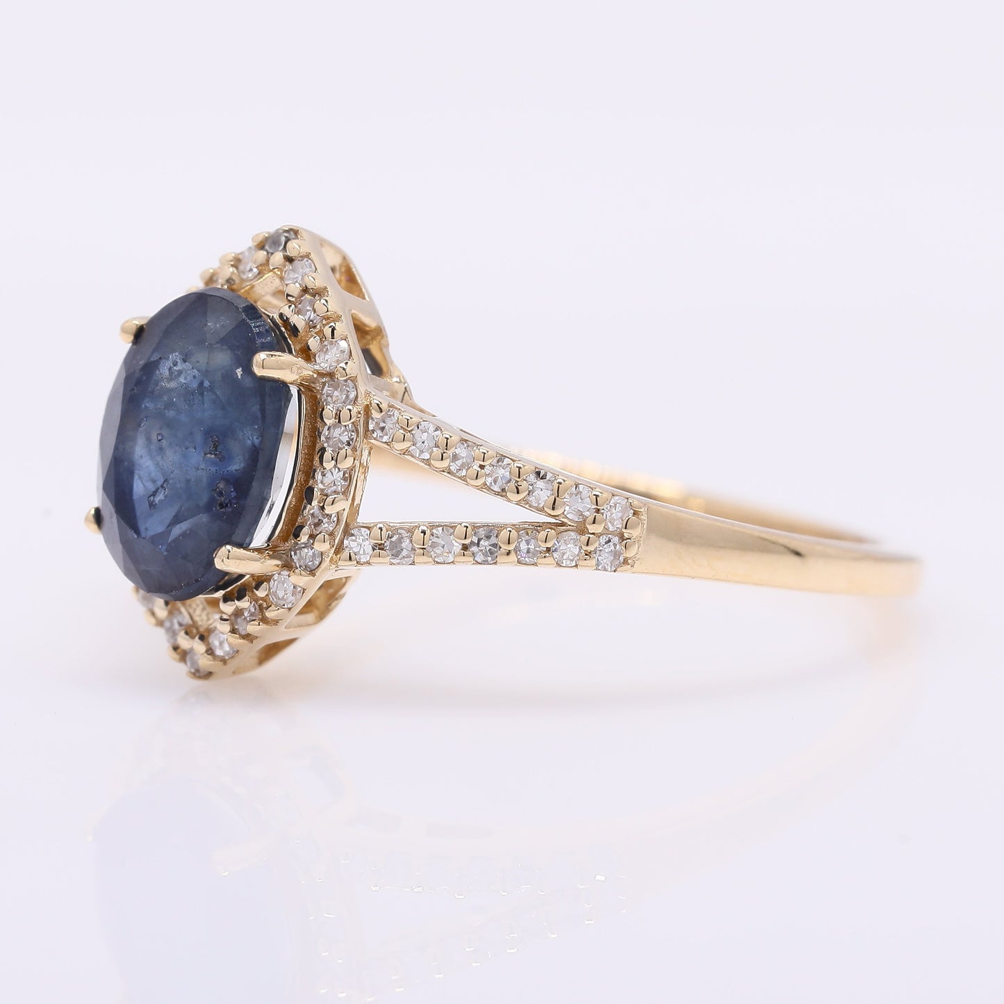 1.95 Ct Oval Mixed Cut Natural Sapphire 14K Gold Ring