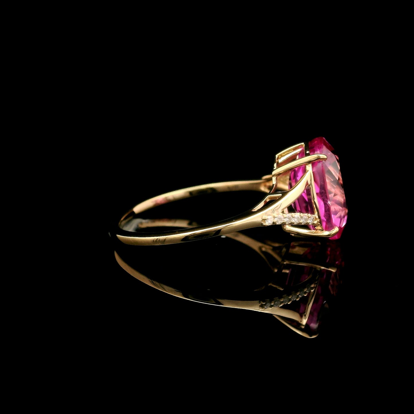 5.16 Ct Oval Mixed Cut Lab Grown Pink Sapphire 14K Gold Ring
