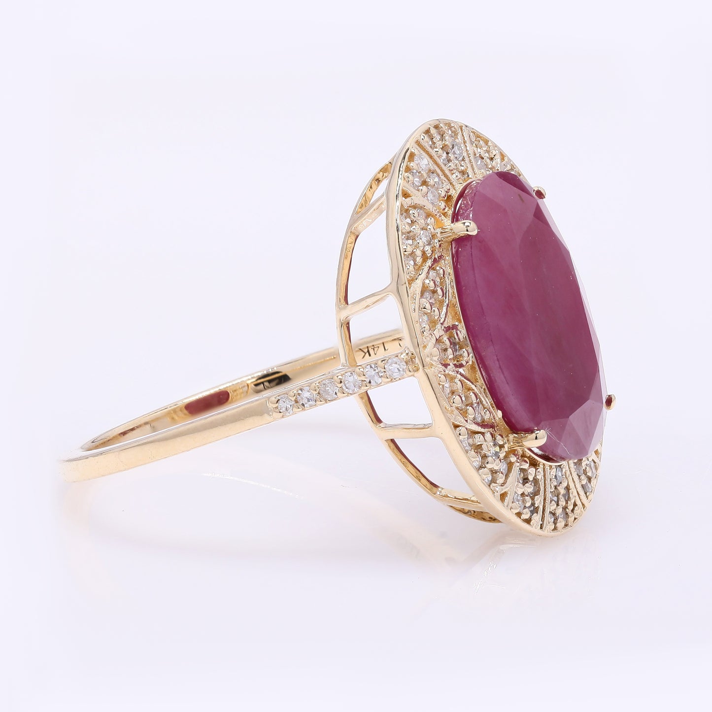 4.55 Ct Oval Mixed Cut Natural Ruby 14K Gold Ring