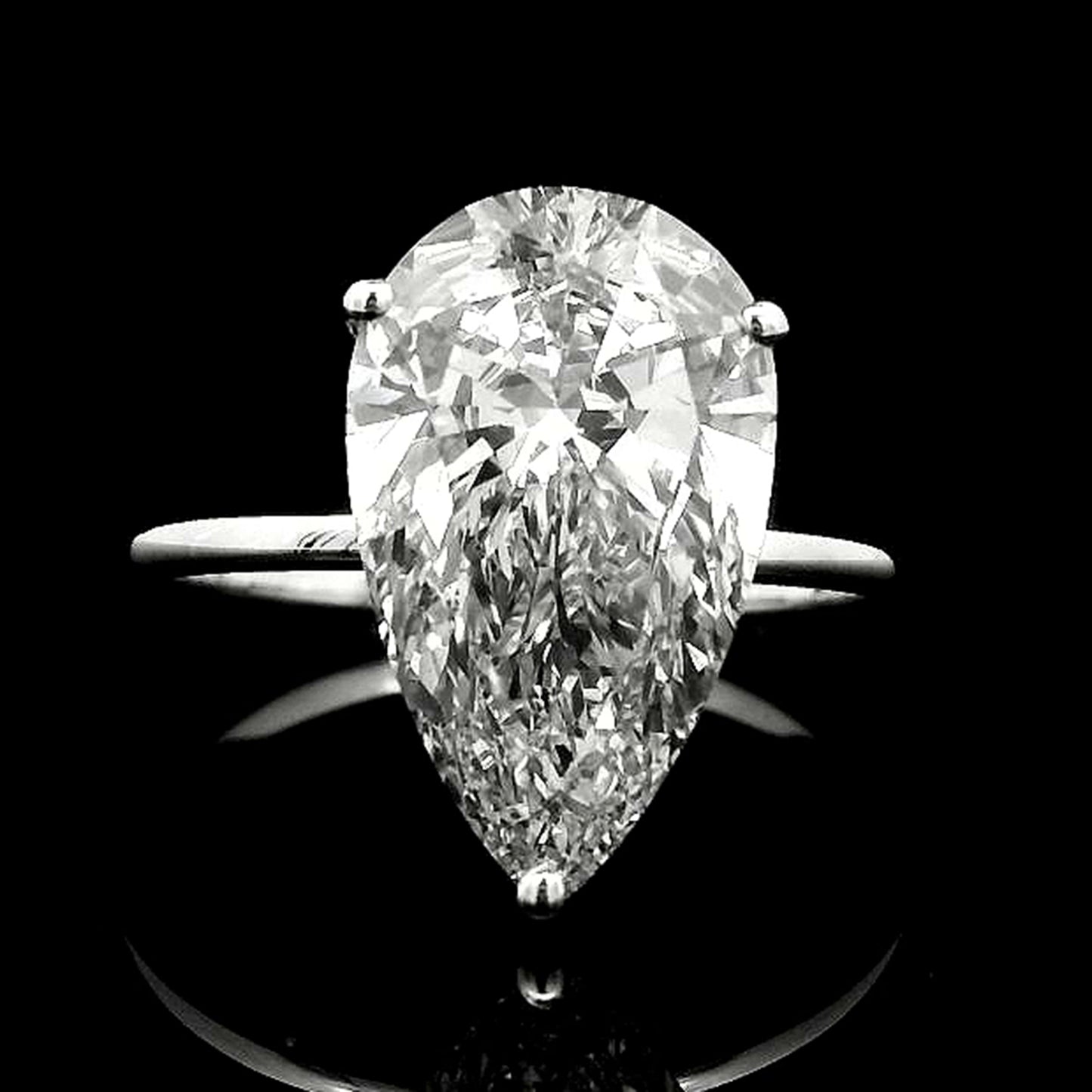 4.16 Carats Lab Grown Diamond 14K Gold Ring