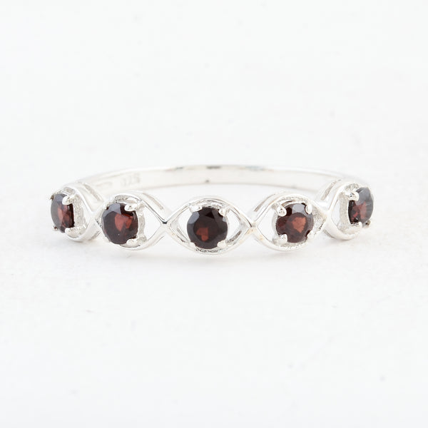 0.60 Ct Round Garnet 925 Sterling Silver Ring