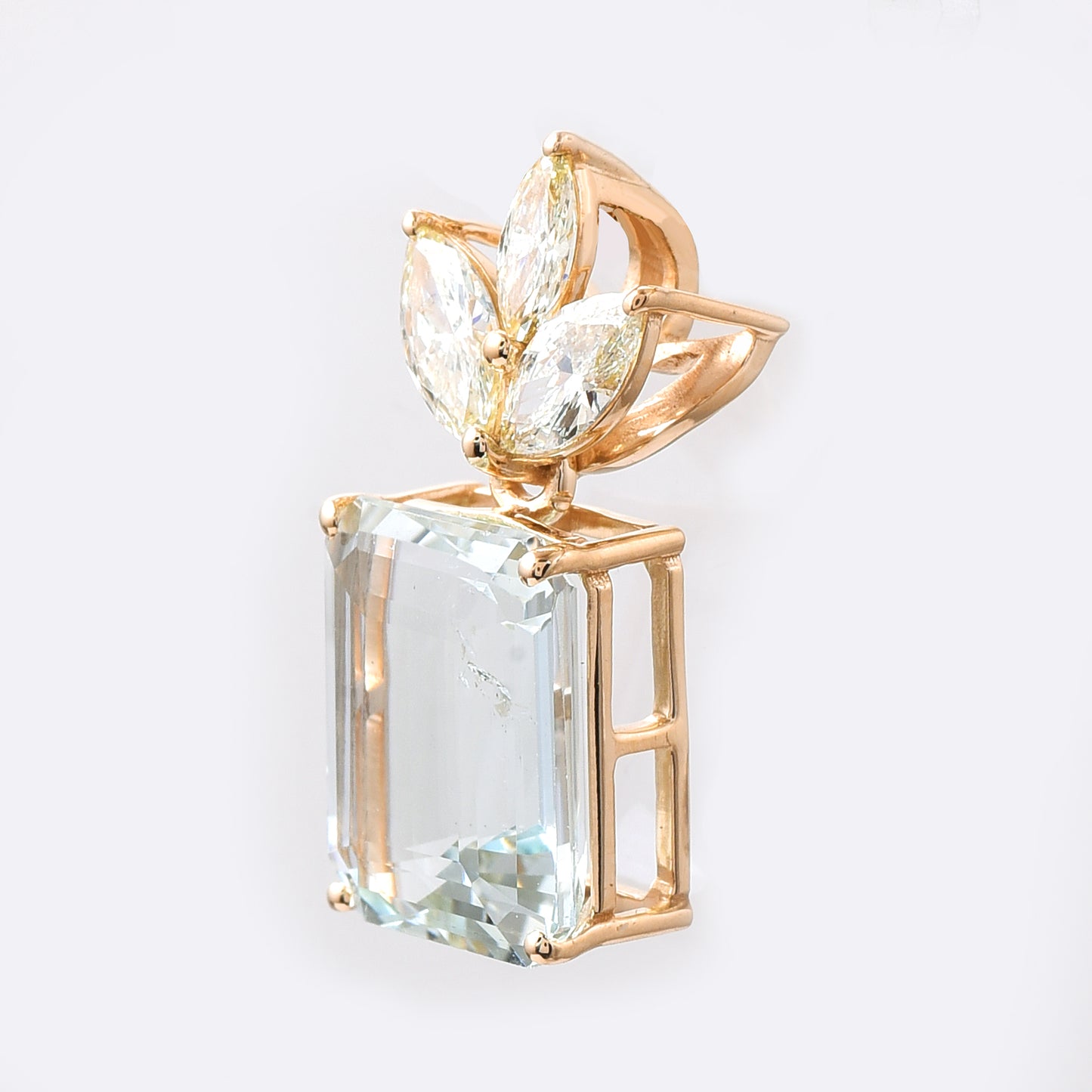3.07 Ct Octagon Aquamarine 14K Gold Pendant