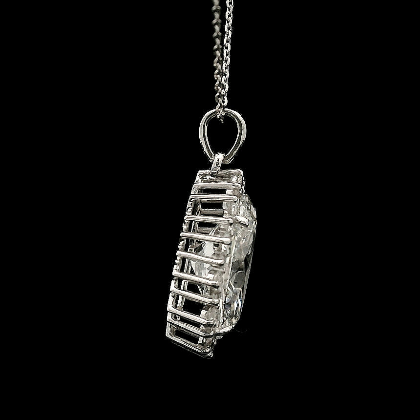 4.90 Carats Lab Grown Diamond 14K Gold Pendant