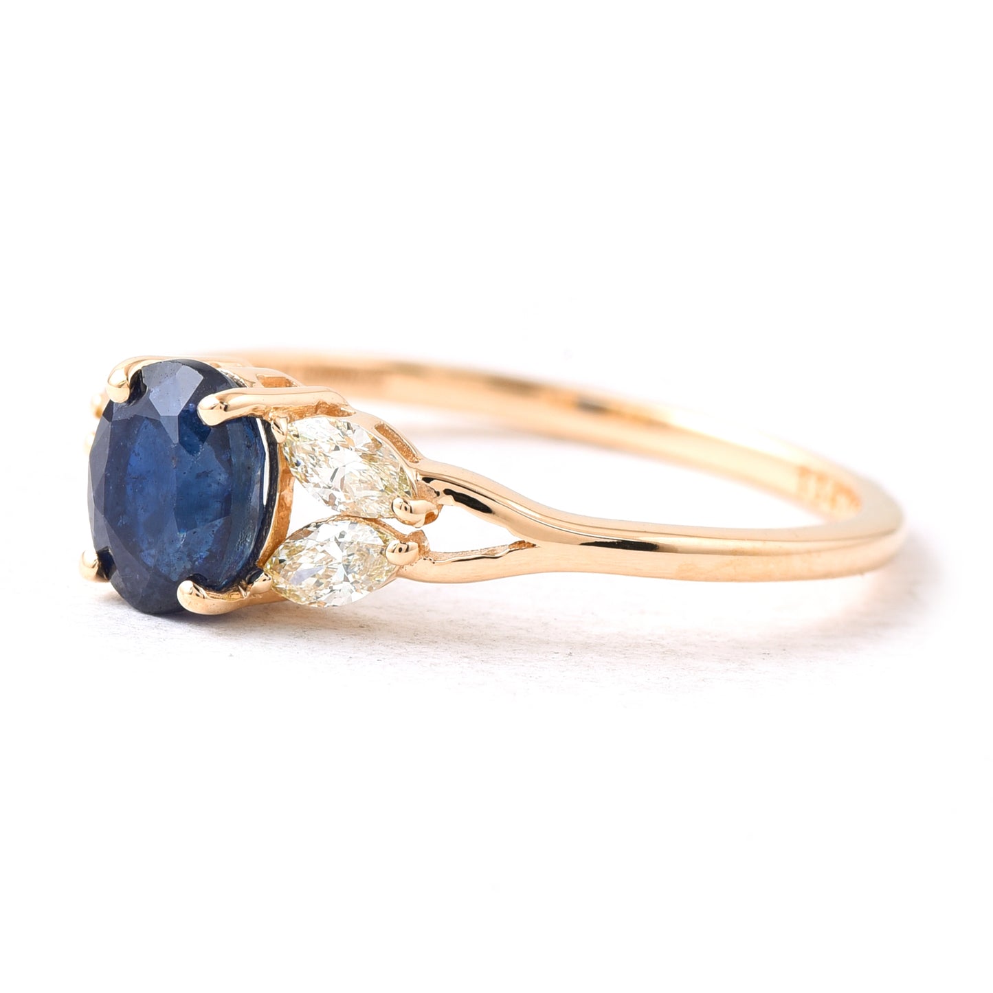 1.23 Ct Oval Sapphire 14K Gold Ring