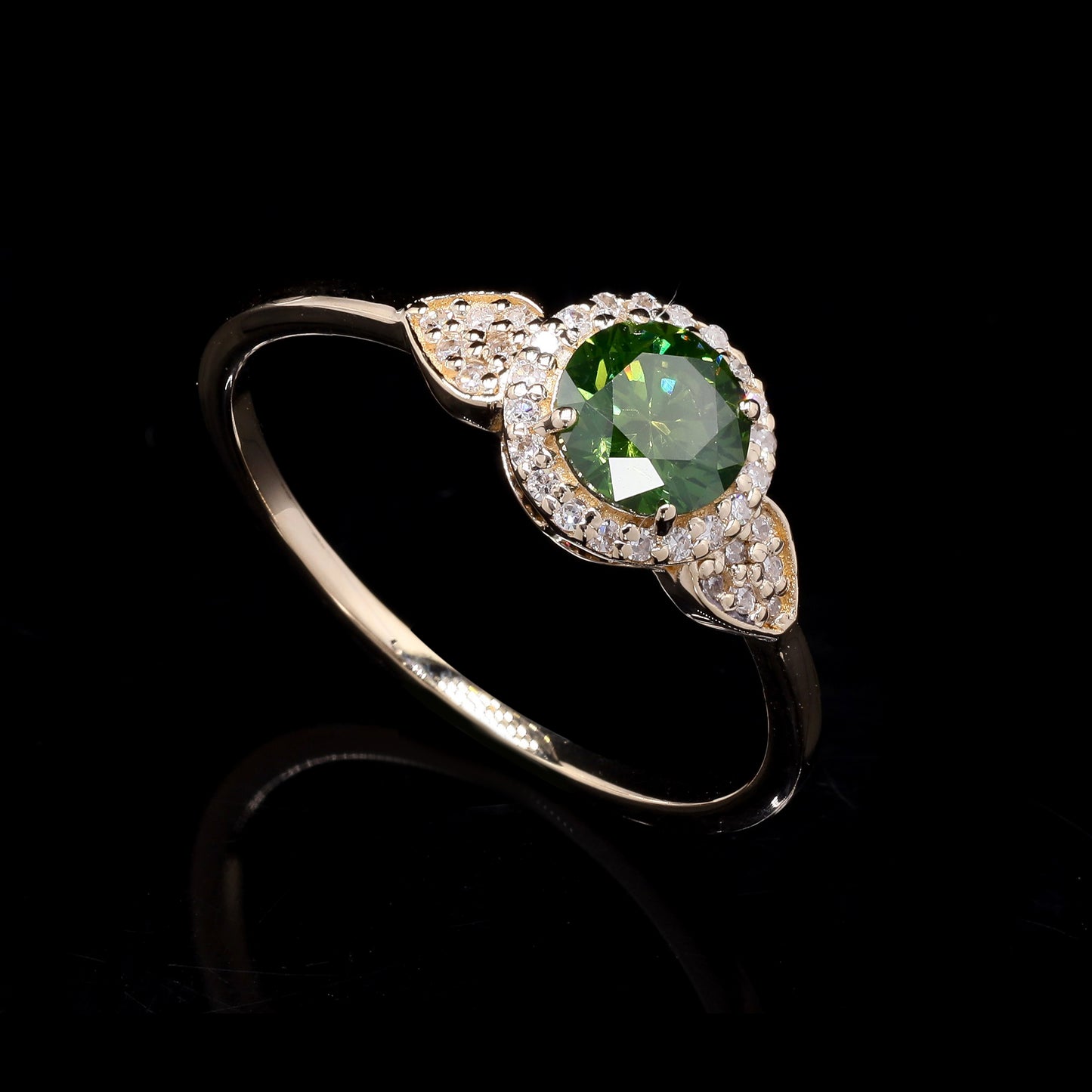 0.66 Ct Round Green Diamond 14K Gold Ring