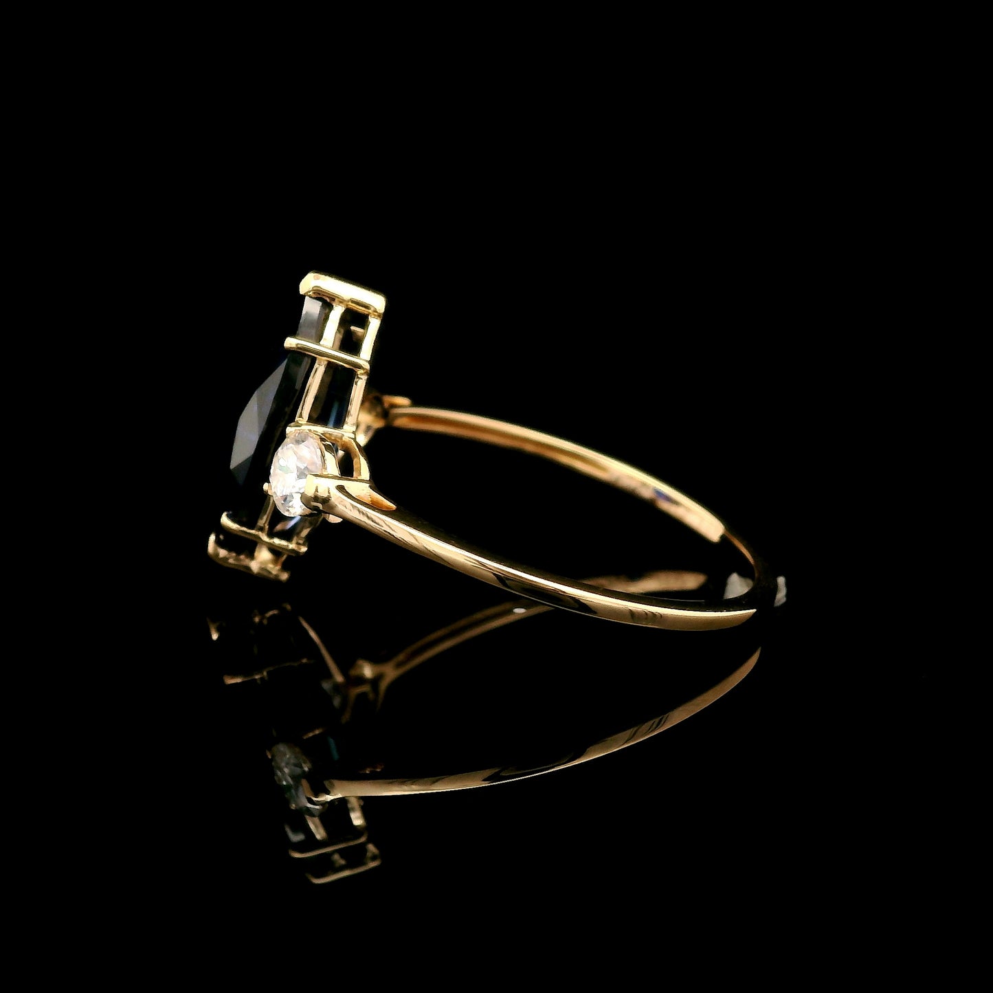 2.84 Ct Marquise Mixed Cut Lab Grown Sapphire 14K Gold Ring