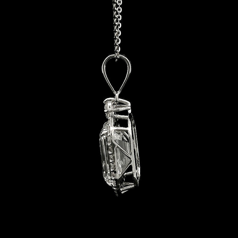 3.28 Carats Lab Grown Diamond 14K Gold Pendant
