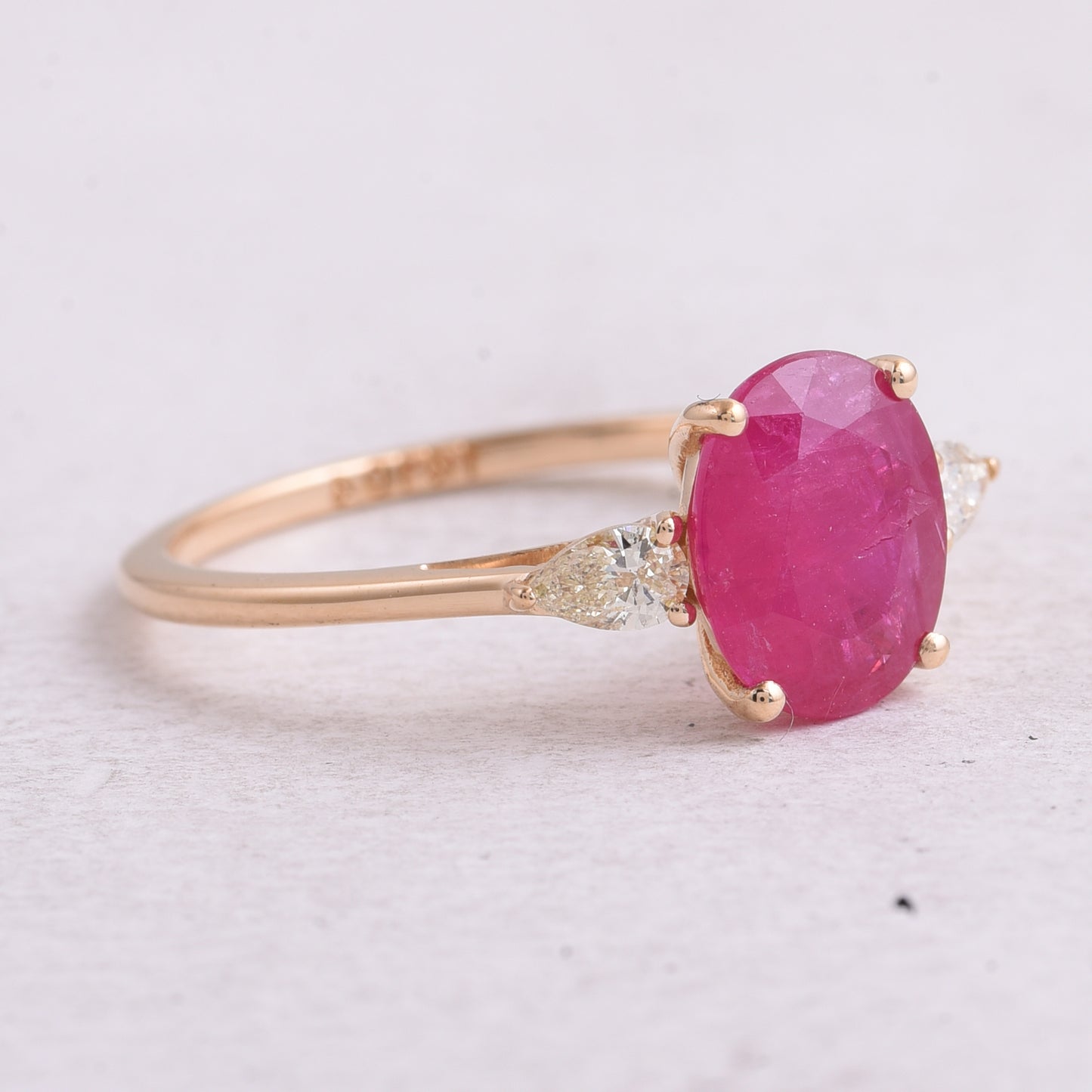 2.23 Ct Oval Mixed Cut Natural Ruby 14K Gold Ring