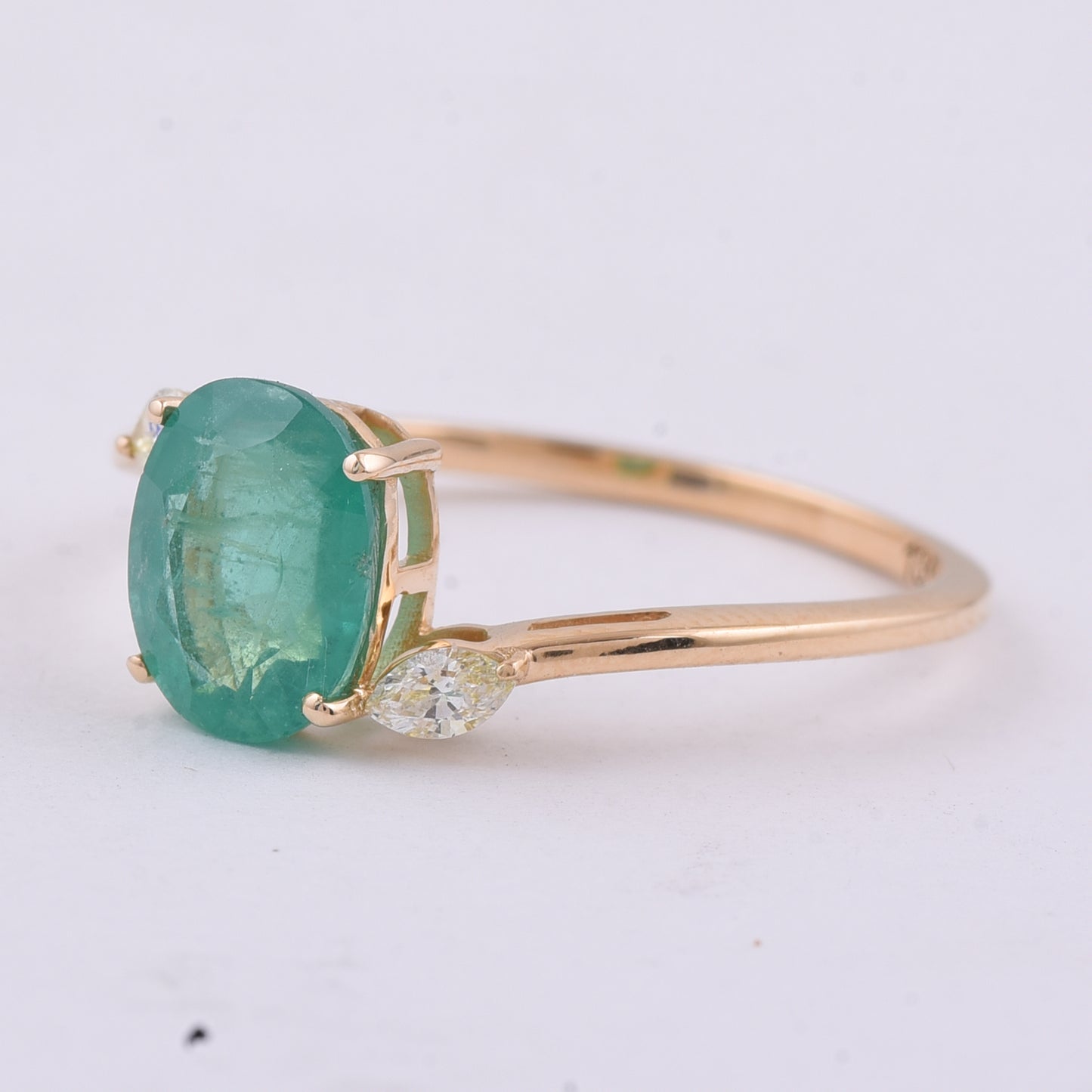 1.40 Ct Oval Natural Emerald 14K Gold Ring