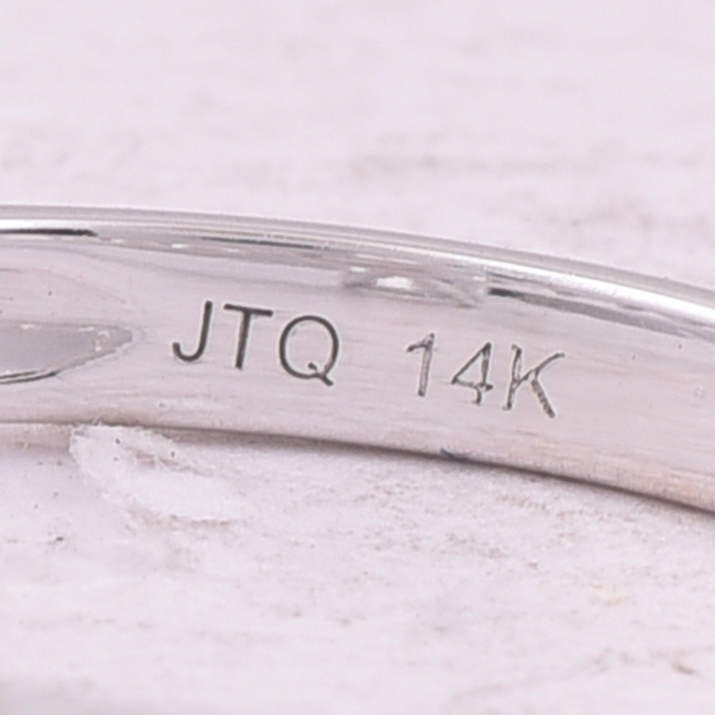 2.02 Carats Lab Grown Diamond 14K Gold Ring